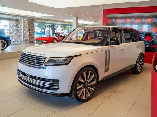 Icy White 2022 Land Rover Range Rover 5.0L V8 Supercharged SV Autobiography