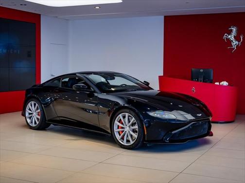 2020 Aston Martin Vantage Base