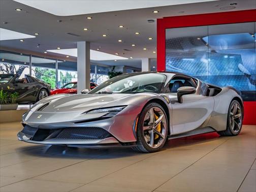 2022 Ferrari SF90 Stradale Base