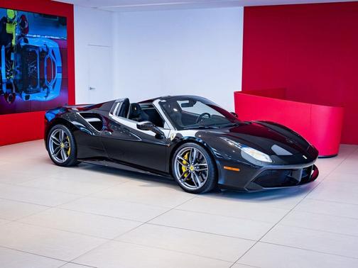 2018 Ferrari 488 Spider Base