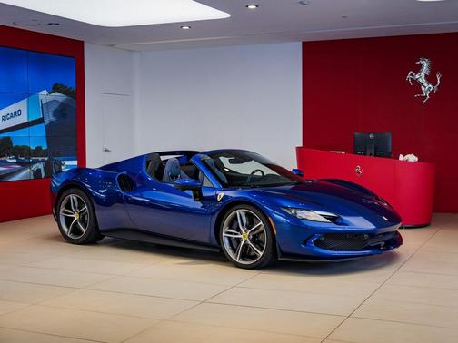 2025 Ferrari 296 GTS Base