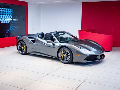 2017 Ferrari 488 Spider Base