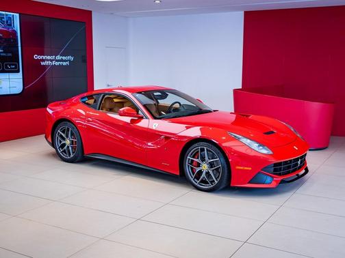 2015 Ferrari F12berlinetta Base