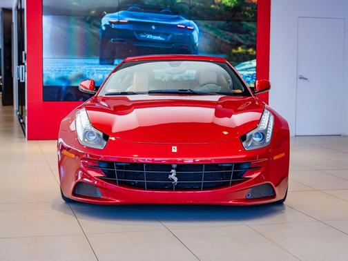 2012 Ferrari FF Base