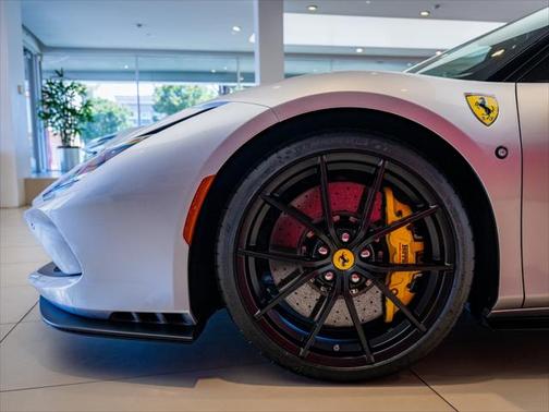2020 Ferrari F8 Tributo Base