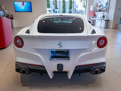 2016 Ferrari F12berlinetta Base