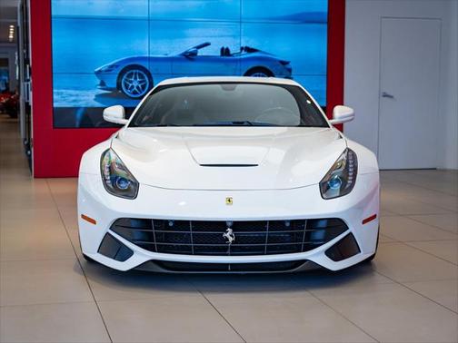 2016 Ferrari F12berlinetta Base