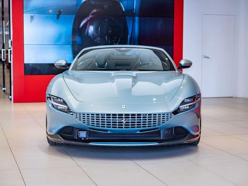 2024 Ferrari Roma Base