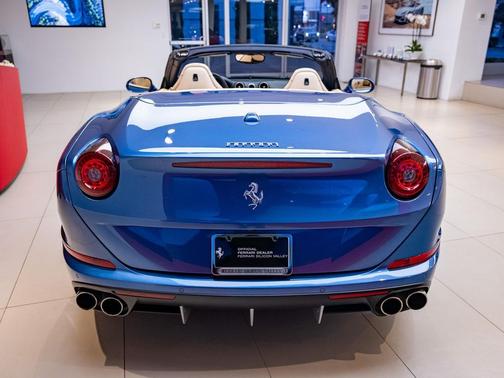 2017 Ferrari California T