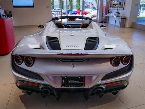 2021 Ferrari F8 Spider Base