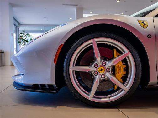2021 Ferrari F8 Spider Base