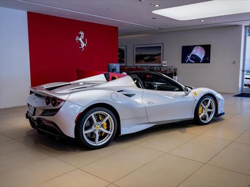2021 Ferrari F8 Spider Base