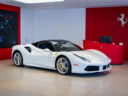 2016 Ferrari 488 GTB Base