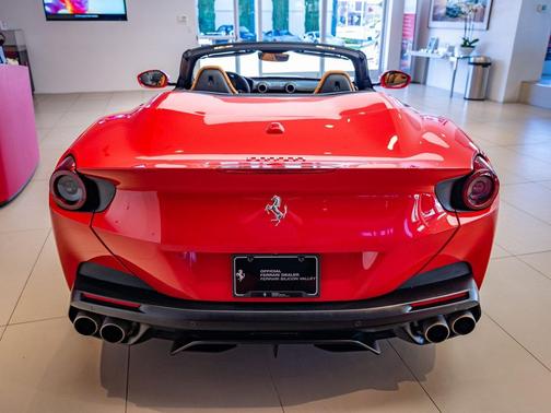 2019 Ferrari Portofino Base
