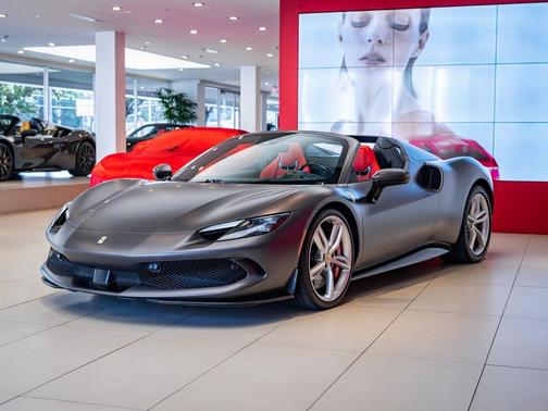 2023 Ferrari 296 GTS 