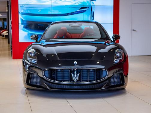 2024 Maserati GranTurismo Trofeo