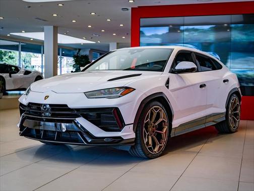 2024 Lamborghini Urus Performante