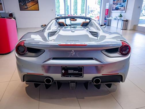 2018 Ferrari 488 Spider Base