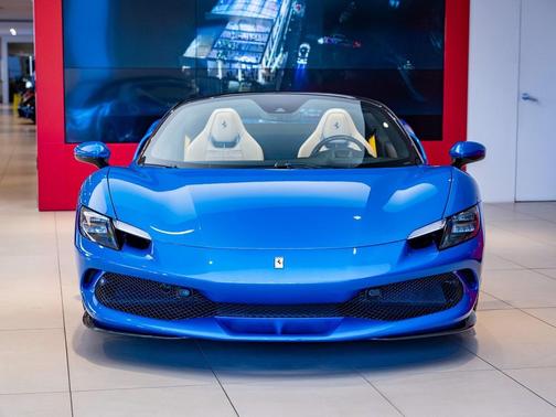 2024 Ferrari 296 GTS Base