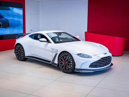 2023 Aston Martin Vantage V12 Coupe