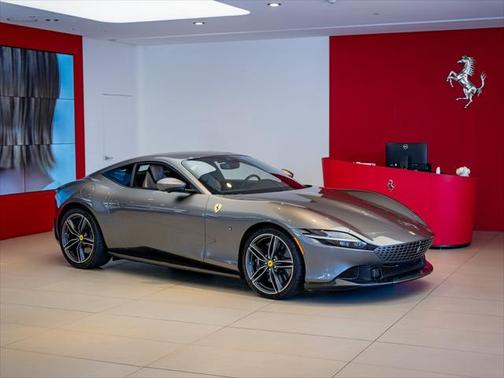 2022 Ferrari Roma Base