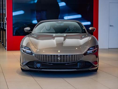 2022 Ferrari Roma Base