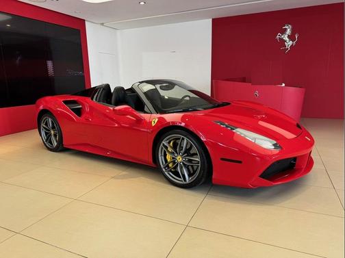 2019 Ferrari 488 Spider Base