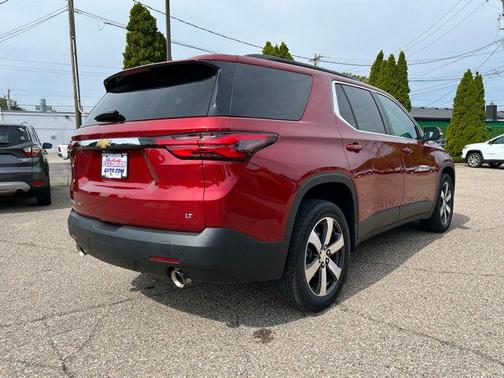 2022 Chevrolet Traverse LT Leather