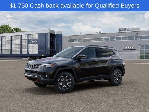Diamond Black Crystal Pearlcoat 2026 Jeep Compass Trailhawk