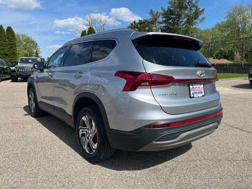 Shimmering Silver Pearl 2023 Hyundai SANTA FE SEL 2.4