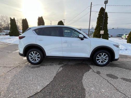 2023 Mazda CX-5 2.5 S Preferred Package