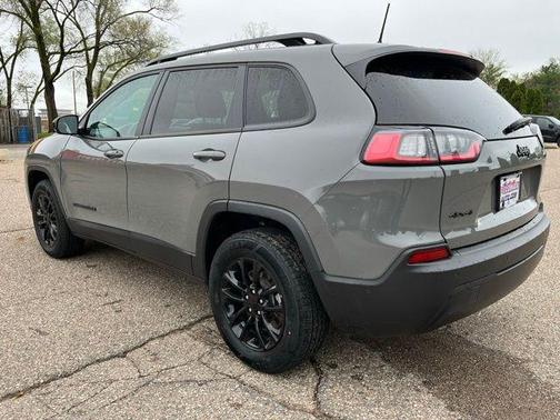 2023 Jeep Cherokee Altitude