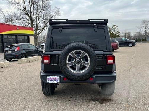 2020 Jeep Wrangler Unlimited Sahara