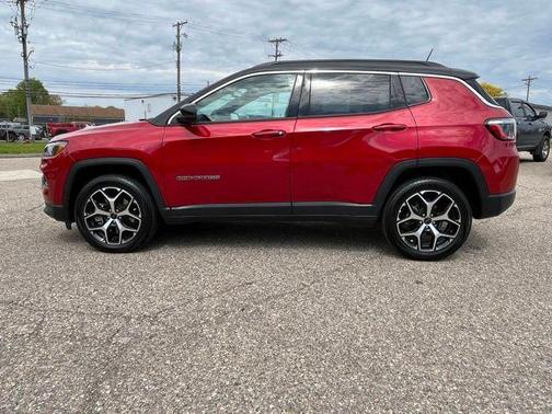 Red Hot Pearlcoat 2025 Jeep Compass Limited