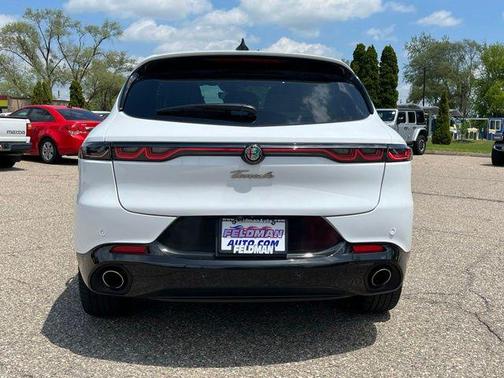 Alfa White 2024 Alfa Romeo Tonale Veloce EAWD