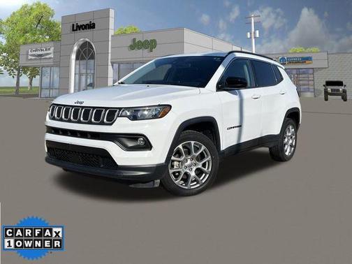 2022 Jeep Compass Latitude Lux