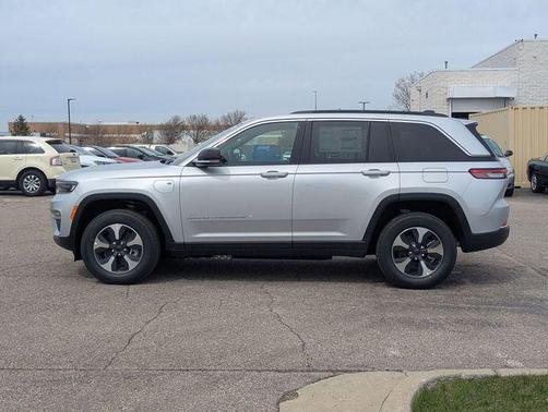 2025 Jeep Grand Cherokee 4xe Base