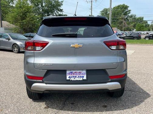 Sterling Gray Metallic 2025 Chevrolet Trailblazer LT