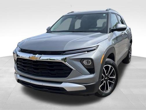 Sterling Gray Metallic 2025 Chevrolet Trailblazer LT