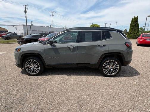 Sting-Gray Clearcoat 2022 Jeep Compass Limited