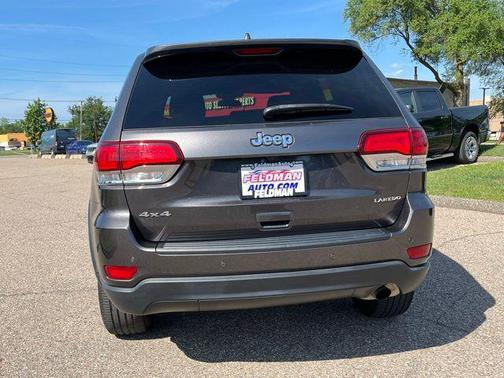 2021 Jeep Grand Cherokee Laredo