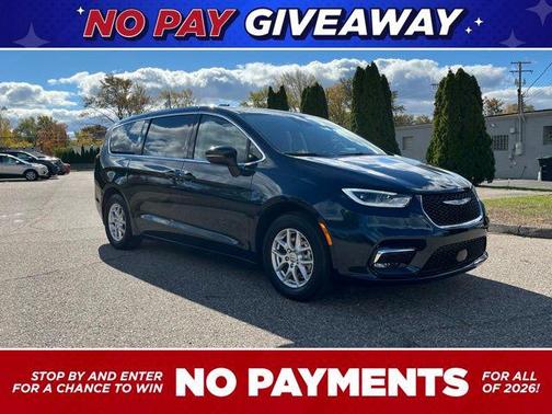 2023 Chrysler Pacifica Touring L