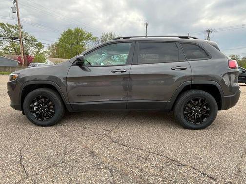 2023 Jeep Cherokee Altitude