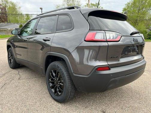 2023 Jeep Cherokee Altitude