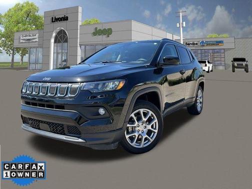 2022 Jeep Compass Latitude Lux