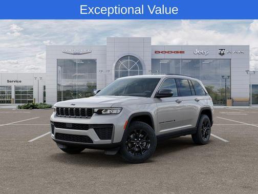 Silver Zynith 2026 Jeep Grand Cherokee Altitude