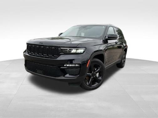 Diamond Black Crystal Pearlcoat 2023 Jeep Grand Cherokee Limited
