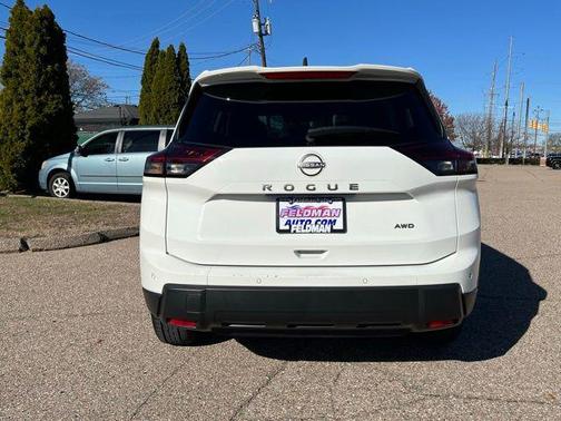 2024 Nissan Rogue S