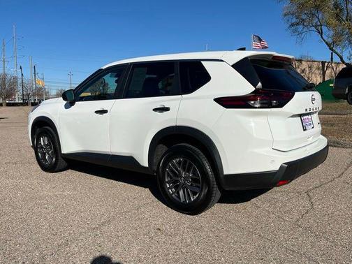 2024 Nissan Rogue S