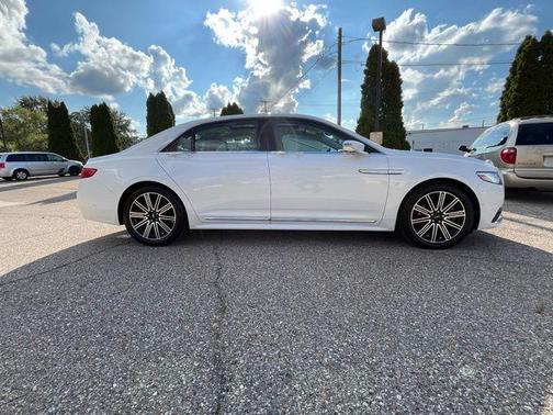 2017 Lincoln Continental Reserve